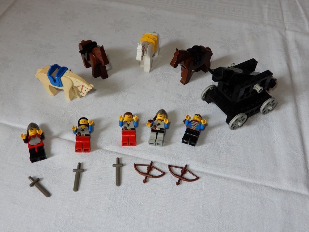 LEGO Pferde, Ritter mit Zubehör, Katapult (6030?) (Gebraucht) in ...