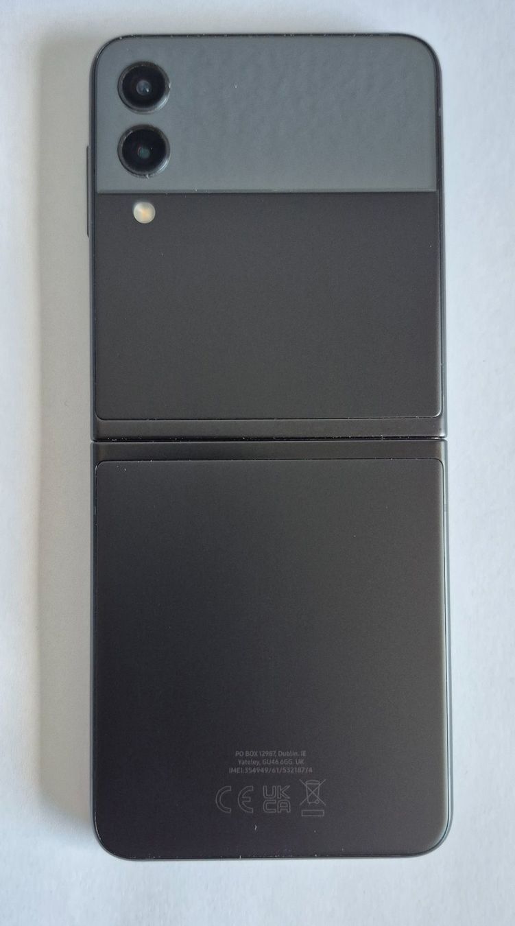 Samsung Telefoni cellulari / Smartphones: Samsung Galaxy Z Flip3 5G – Usato da Genève venduto da Osindefox 3