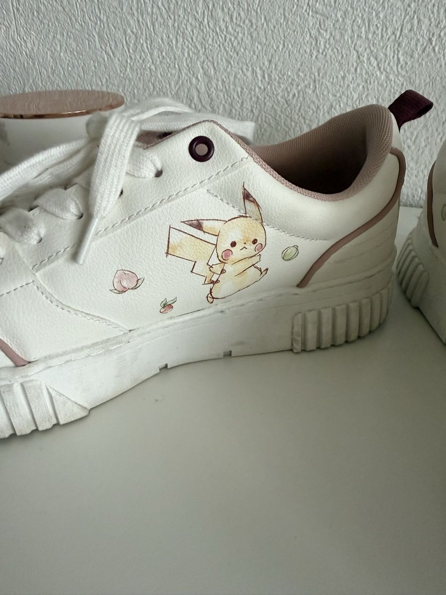 Zara Scarpe da donna: Zara x Pokémon Schuhe Gr. 39 – Usato da Zollikofen venduto da liindaaa 3