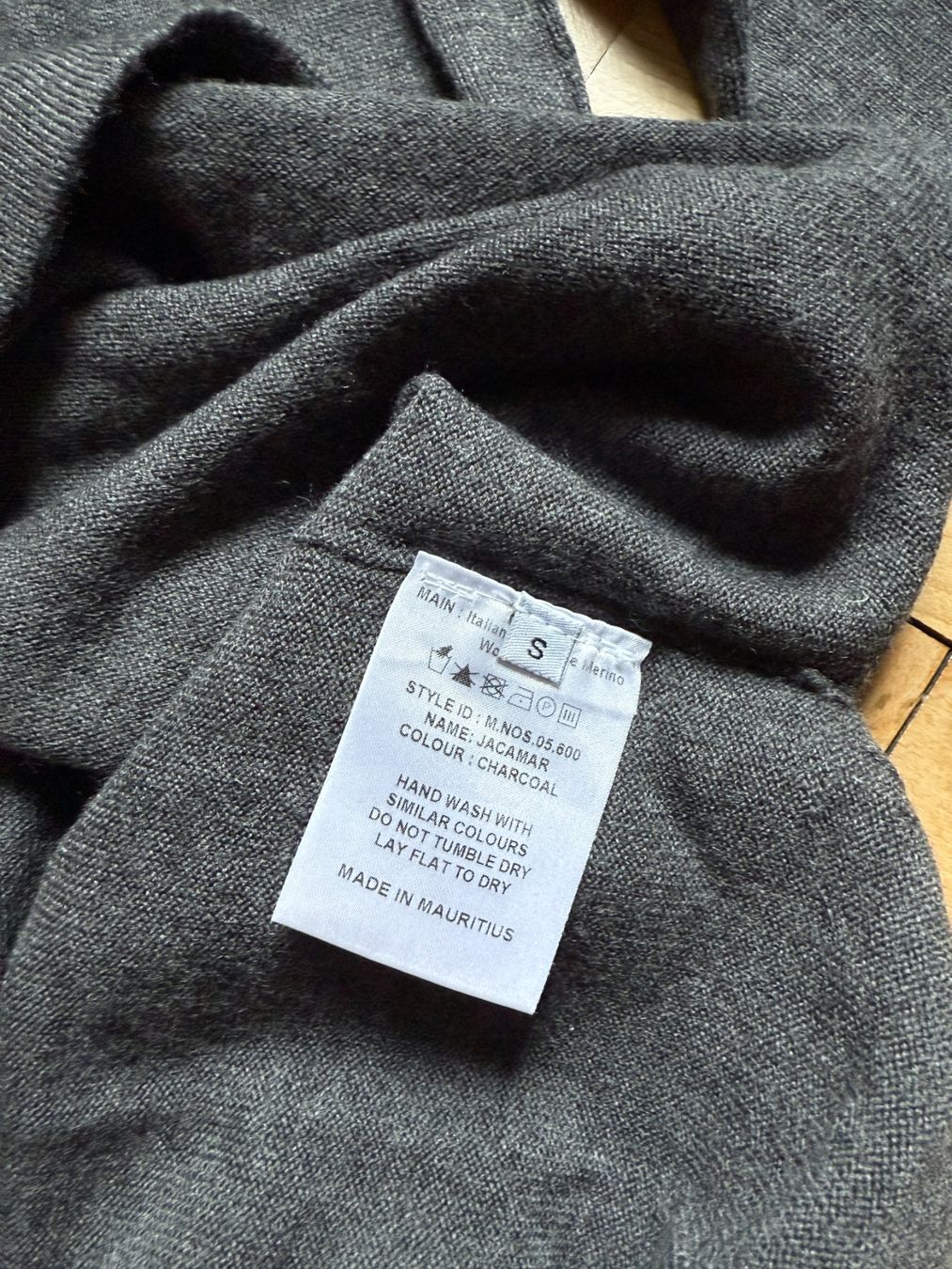 Holzweiler Pulls & Sweat-shirts: HOLZWEILER - Rollkragen Merinowolle Strickpullover grau S – D'occasion à Zürich par Diazaio 3