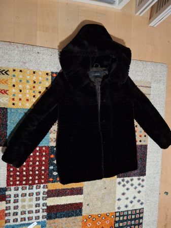TOTO Fashion Winterjacke, Echte Fell Grösse M, Top Zustand!