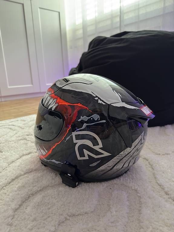 Caschi & visiere: Helmet HJC VENOM – Usato da Wallisellen venduto da hug_pf77 2