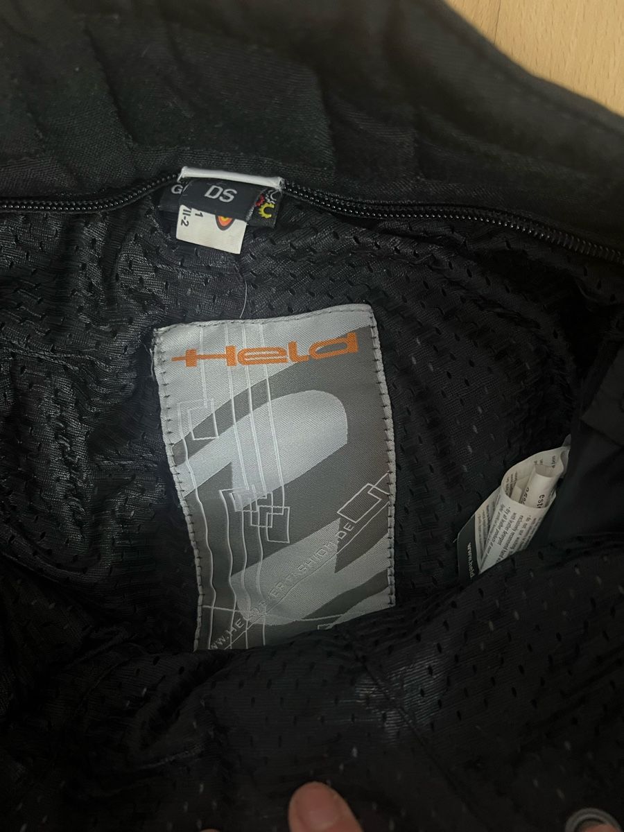 Held Pantaloni: Gute HELD Motorradhose Grösse S – Usato da Auswil venduto da mel_qfh8 2