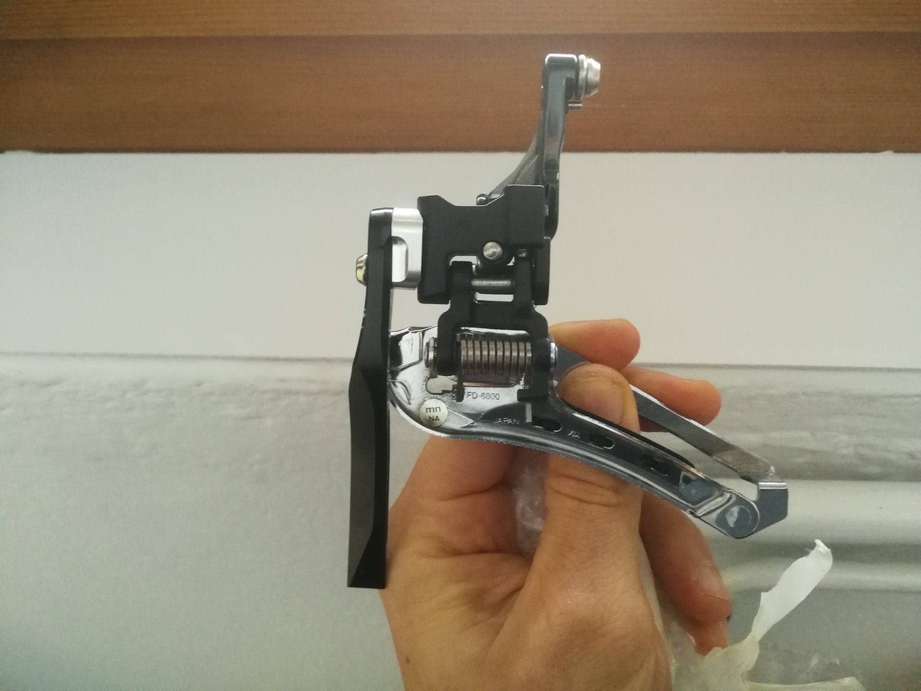 Shimano Pezzi di ricambio: Uwerfer ultegra 11 fach – Usato da Bosco Luganese venduto da pagnamen 2