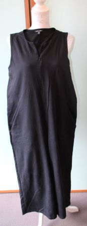 Jumpsuit von *EILEEN FISHER* (AK)