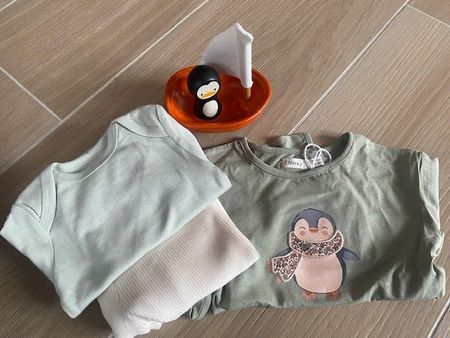 neues Baby Geschenk Set Gr. 62/68 "Pinguin"