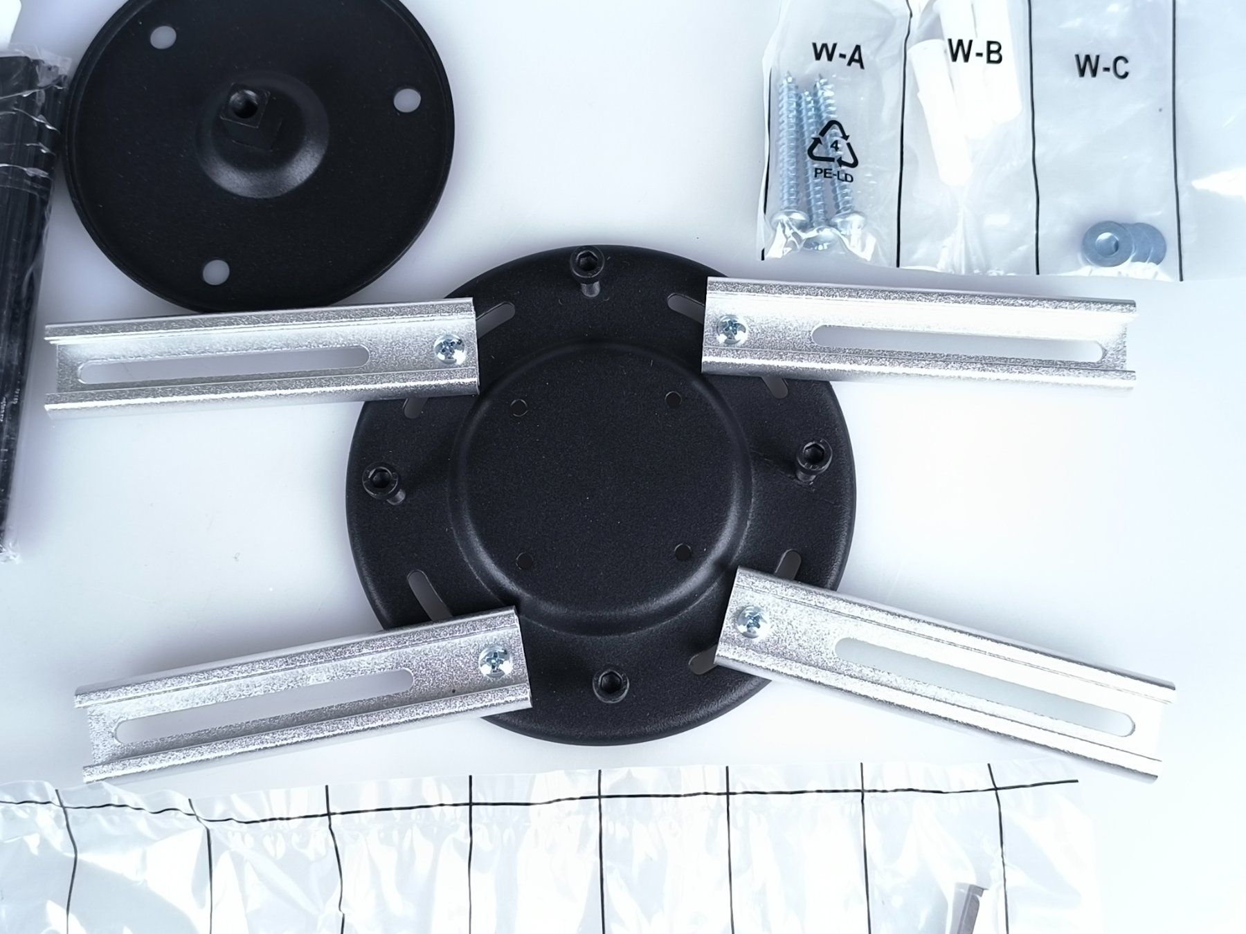 Supporti a parete: INLINE Beamer Deckenhalterung (23138A) - OVP – Usato da Rüti ZH venduto da Restwert_Rueti_ZH 2