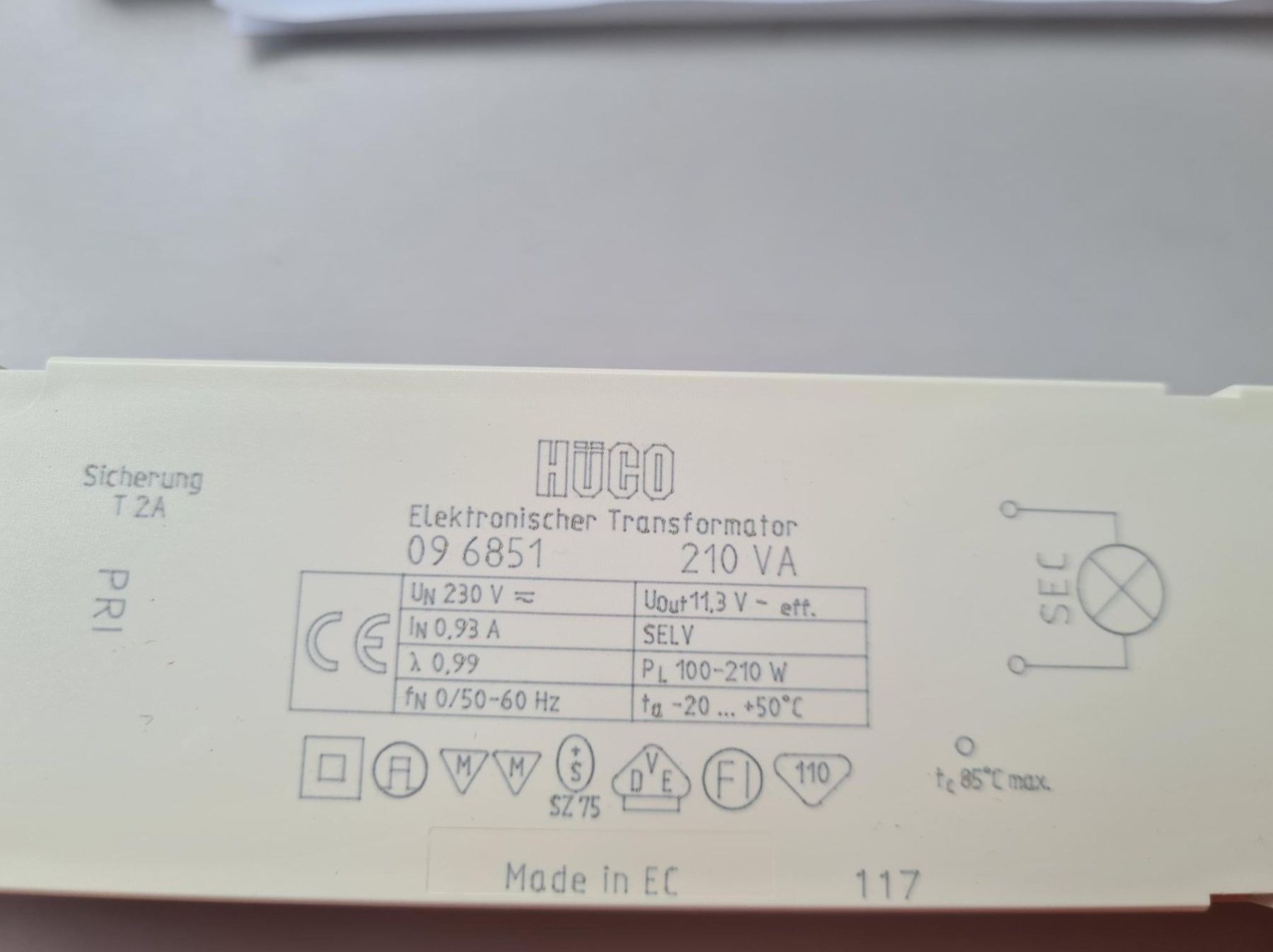 Componenti elettronici: Hüco Trafo 230V-12V Halogenlampen Dimmbar – Nuovo e nell'imballaggio originale da Urdorf venduto da sumrum 1
