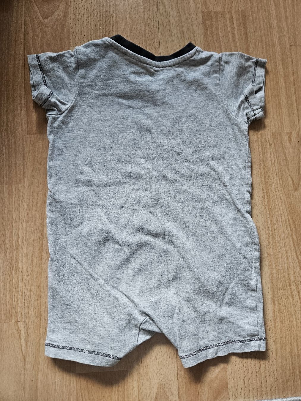 H&M Jumpsuits: Kurzer Strampler Superman 74 – Neu (gemäss Beschreibung) aus Zürich von Kris8050 1