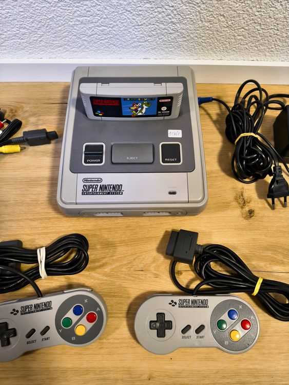 Super Nintendo SNES 1 CHIP + 2 Controller + Mario World (Gebraucht) in ...