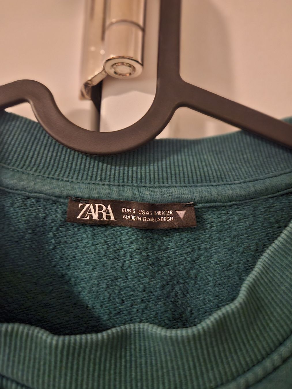 Zara Pullover & Sweatshirts: Grüner Pullover von Zara – Gebraucht aus Regensdorf von Kim.S. 2