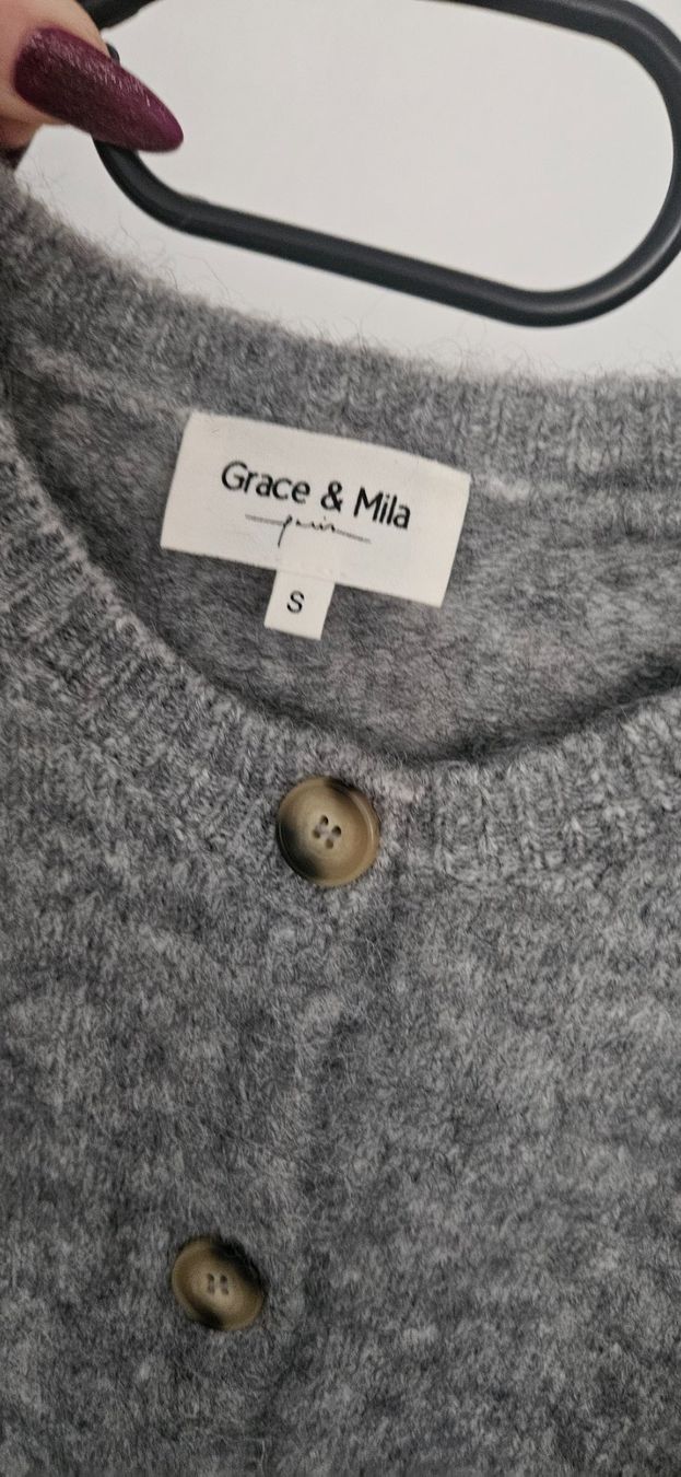 Gilet & Giacche senza maniche: Jacket gris claire – Usato da Vétroz venduto da MargauxLDG 2