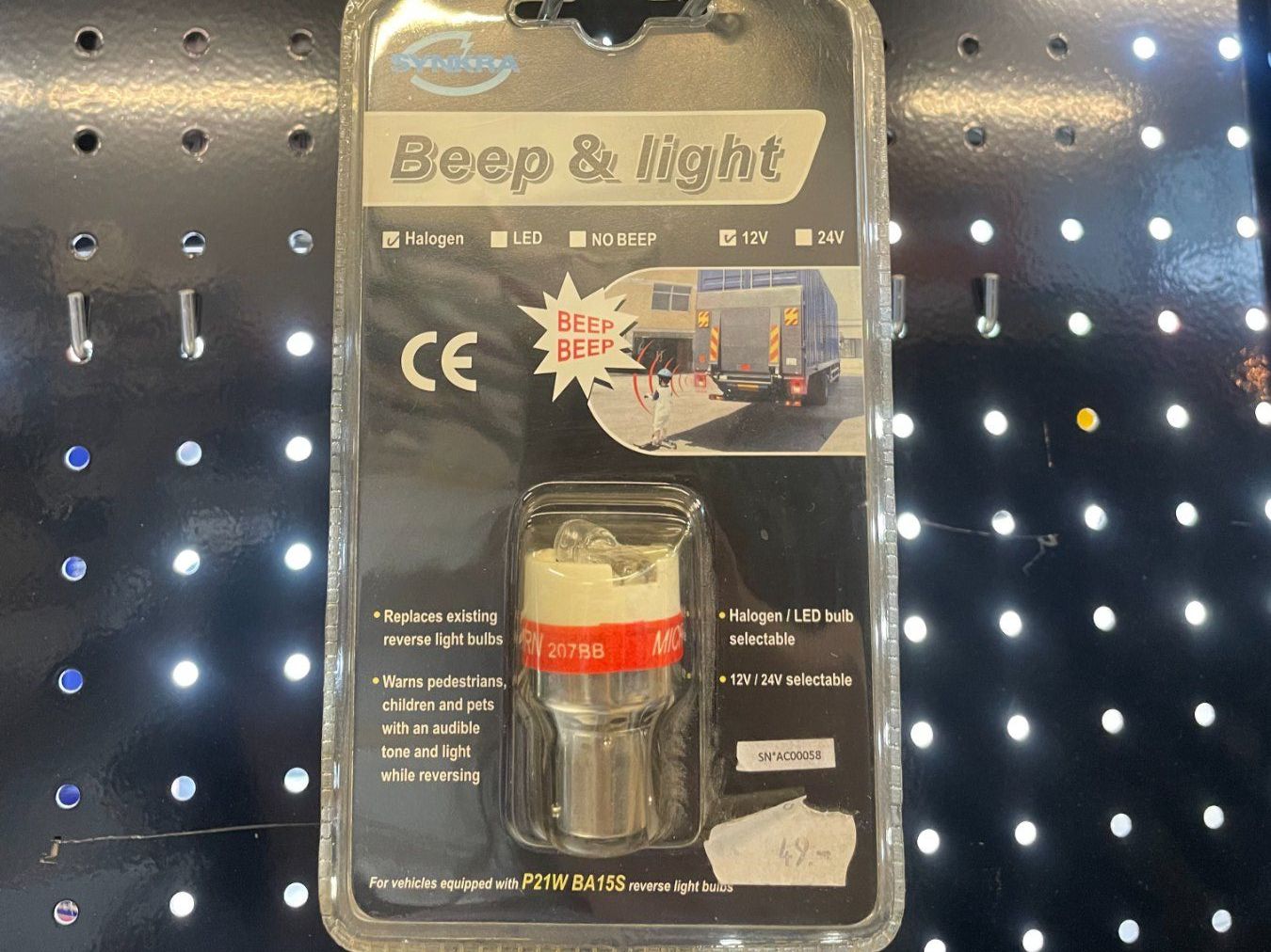 Tutti pezzi di ricambio auto: Ampoule BA15S avec avertisseur de recul – Nuovo e nell'imballaggio originale da Erde venduto da EmilieDess