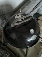 Neuer Kugelgrill mit Deckel & Thermometer  unbenutzt