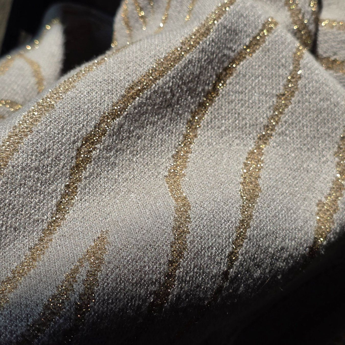 Maglioni & Felpe: 🐸 PULLOVER GOLD BEIGE SCHÖNES MUSTER – Nuovo (secondo la descrizione) da Môtier (Vully) venduto da Frogs 5