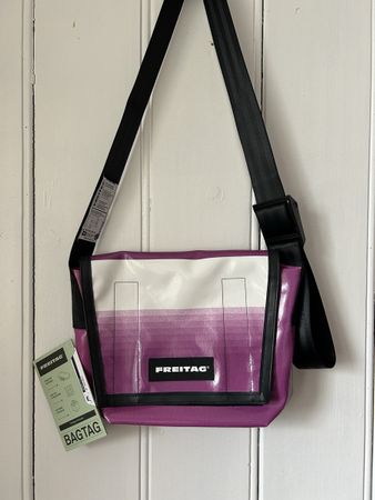 Freitag Tasche Lassie NEU - pink/violett 🩷