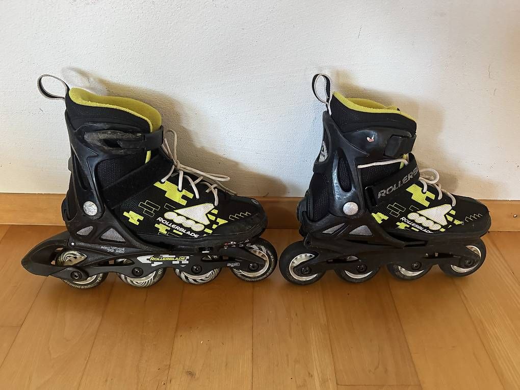 Patins à roul. & inline: Rollerblades – D'occasion à Appenzell Steinegg par pba_z8py 2