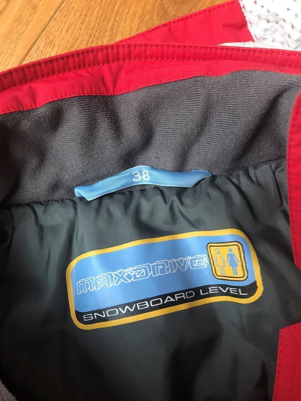 Board: Snowboardjacke / Skijacke – Usato da Schenkon venduto da Can63 9