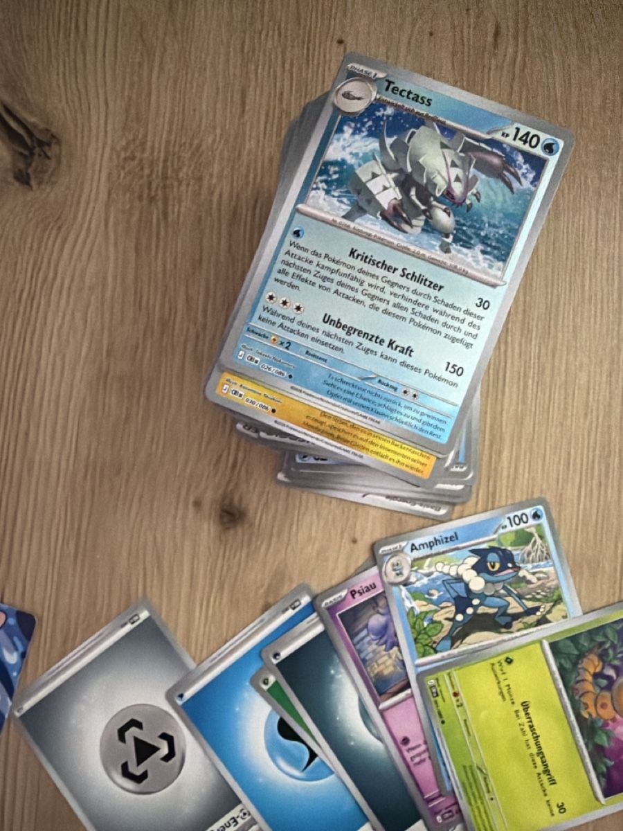Giochi: Ein Haufen Pokemon Karten – Nuovo (secondo la descrizione) da Urdorf venduto da ims_d62w 1