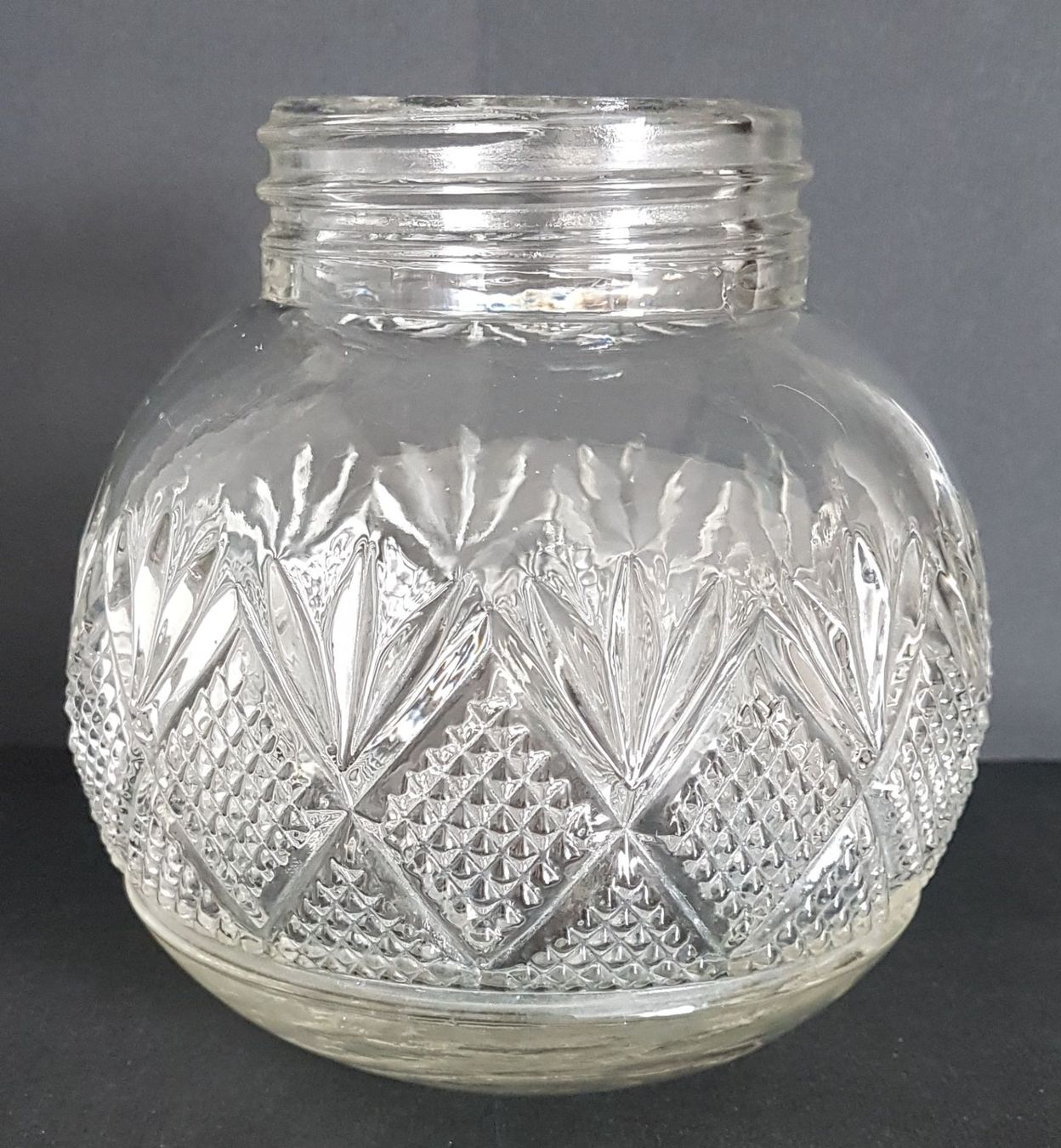 Verres: Antike Vorratsdose aus Glas Fächer Motiv – D'occasion à Kaltbrunn par Condor2 1