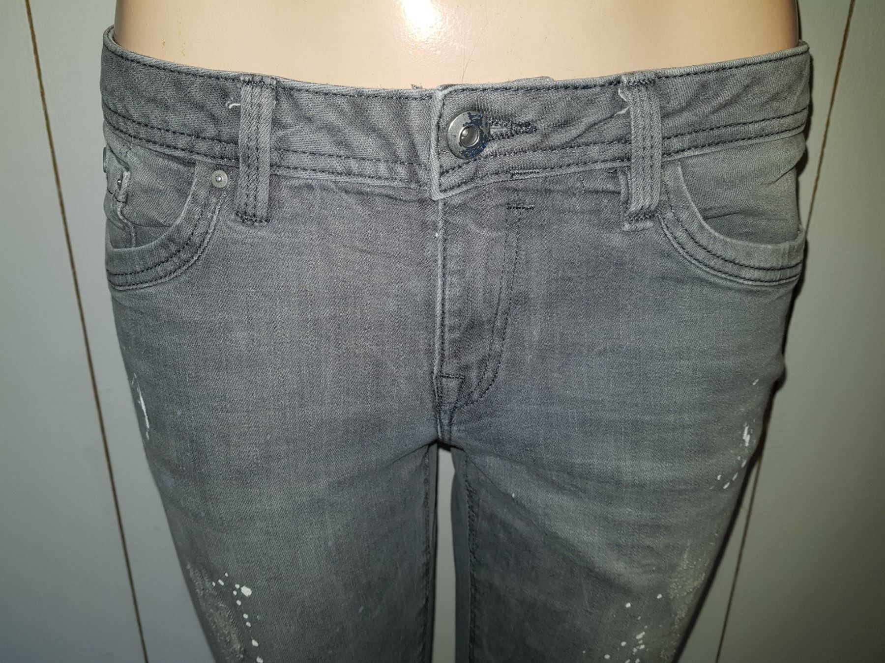 Esprit Jeans: Jeans ESPRIT  Taille/Grosse  W 29 L 32 – Usato da Cossonay-ville venduto da Super-Price-Quality 1