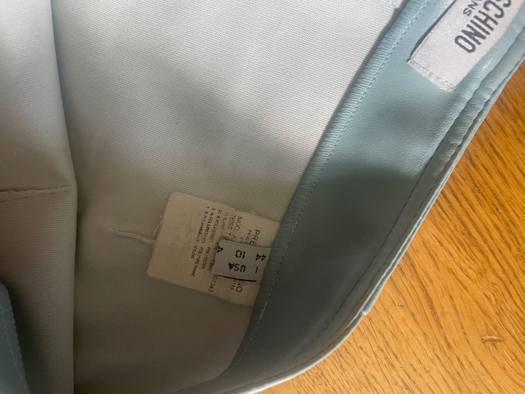 Moschino Pantaloni: Moschino Faux Leather Pants – Usato da Zürich venduto da the_sj2d 2