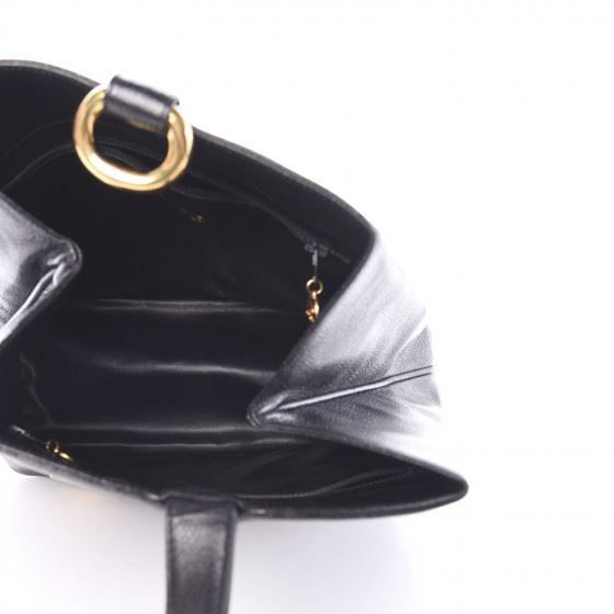 Chanel Borse da donna: Vintage CHANEL Caviar CC Drawstring Bucket Shoulder Tasche – Usato da Cham venduto da Trendy_Outlet 4