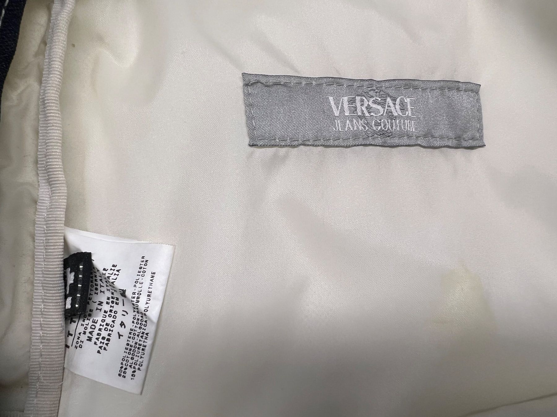 Versace Zaini: Umhänge Rucksack von Versace – Usato da Oberwil b. Zug venduto da Rich75 2