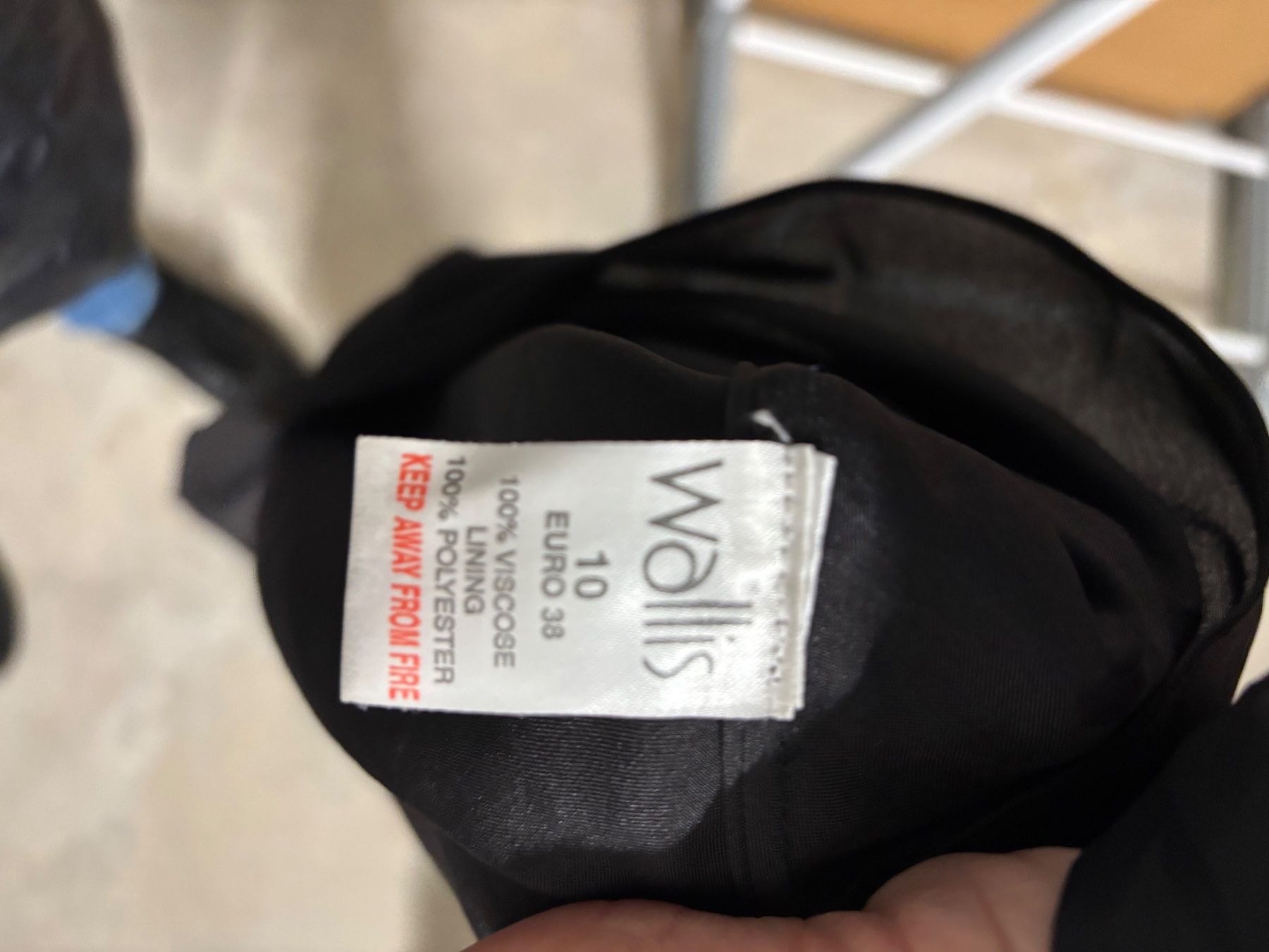 Kleider: Cocktailkleid elegant schwarz Gr. 36 – Neu (gemäss Beschreibung) aus Kaltbrunn von Modern 3