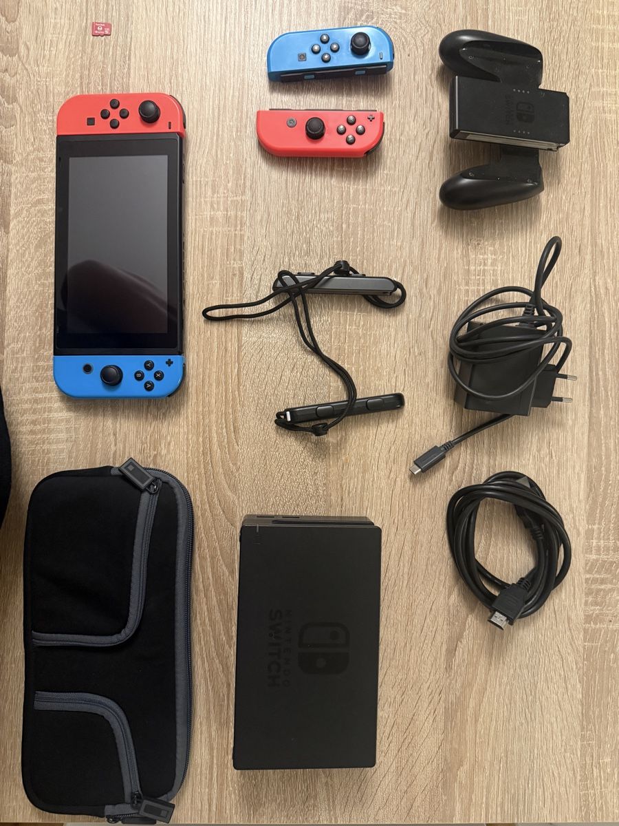 Nintendo Consoles: Nintendo Switch (première version) – D'occasion à Pully par j0nathanstark