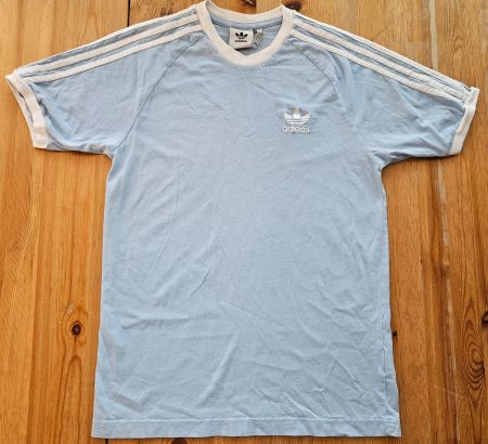 T-Shirt adidas hellblau Grösse S Shirt retro/vintage look