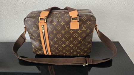 Louis Vuitton Pre-Owned 2006 Sac Bosphore Tote Bag