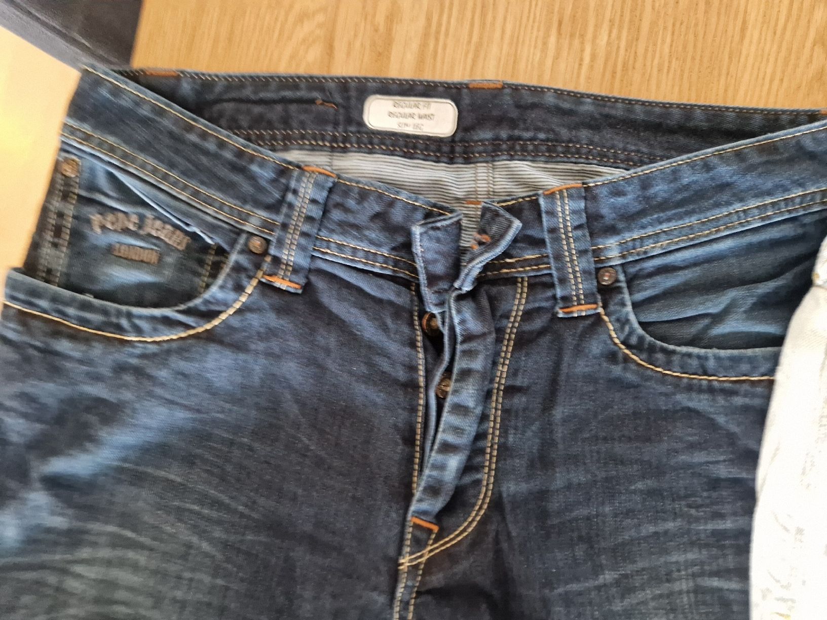 Pepe Jeans Jeans: Guess & Pepe Jeans Set – Usato da Buchs SG venduto da fab_byz2 3