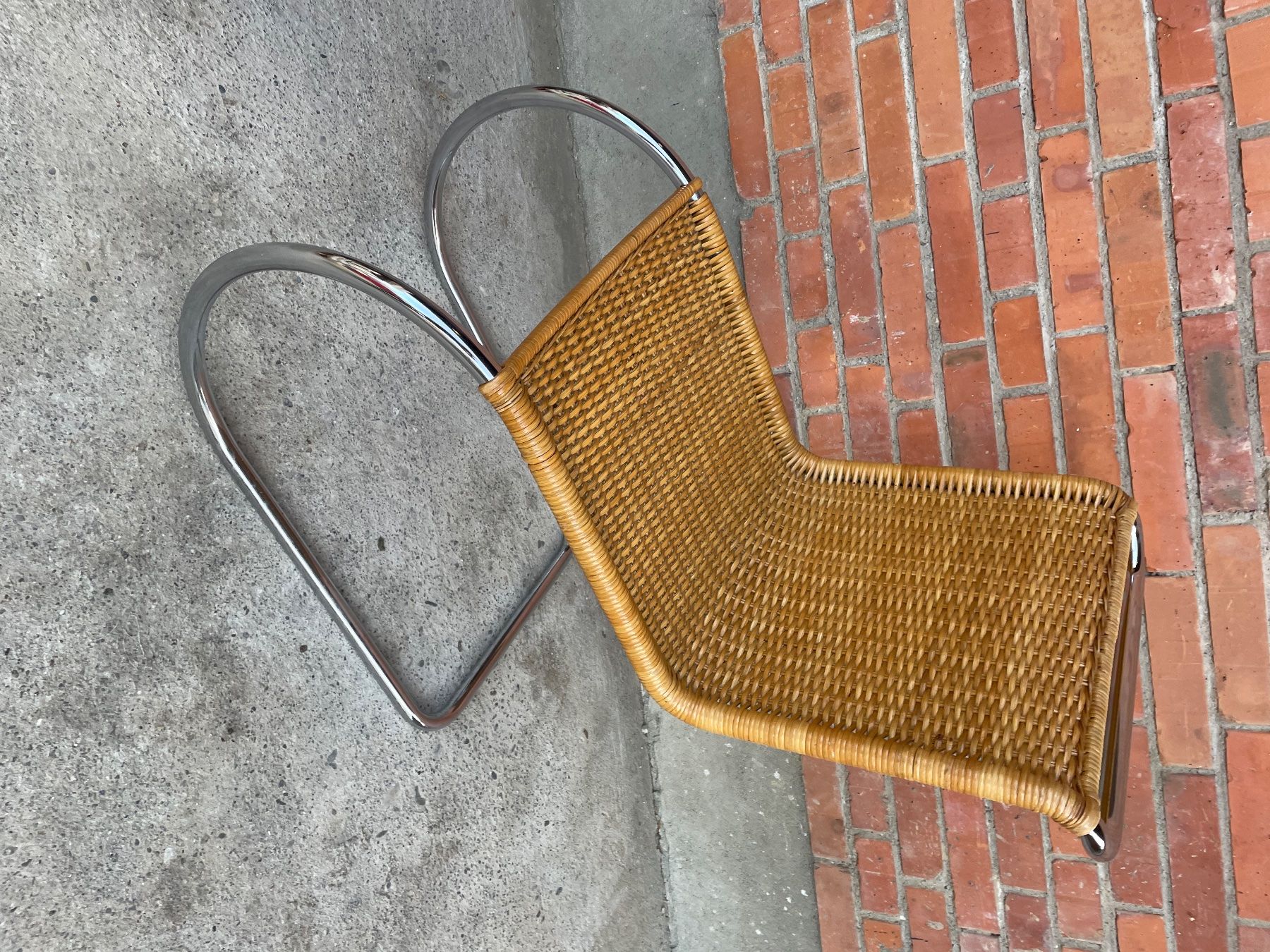 Sedie: Thonet S533 Freischwinger // Mies van der Rohe – Usato da Schinznach-Dorf venduto da mix 2