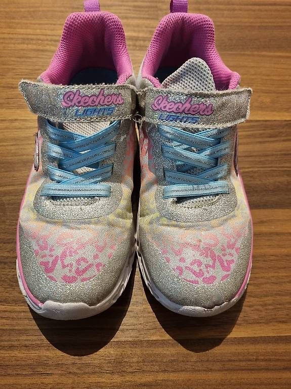 Scarpe per ragazze: Skechers – Usato da Zürich venduto da ani_qj8q