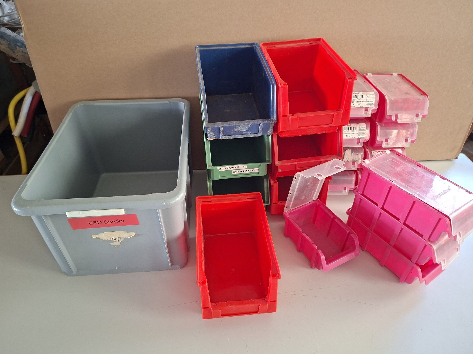 Contenitori & Simili: Lagerboxen versch. Grössen – Usato da Oberhasli venduto da Cortina 4