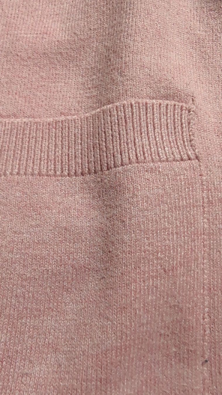 Kleiderpakete & -sets: Mädchen Kleider Gr. 134 Pullover Hose Strick Jacke  – Gebraucht aus St. Gallen von nortom 5