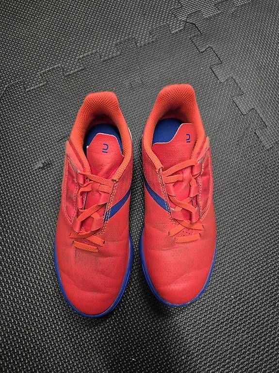 Decathlon Scarpe per ragazzi: Kipsta Kinder Fussball Multinockenschuh – Usato da Koppigen venduto da abu_5syv