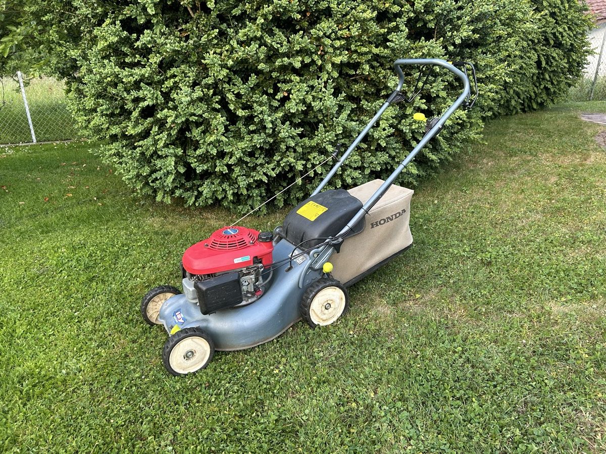 Honda Tagliaerba: Honda Rasenmäher mit Radantrieb – Usato da Hofstetten SO venduto da sambirke