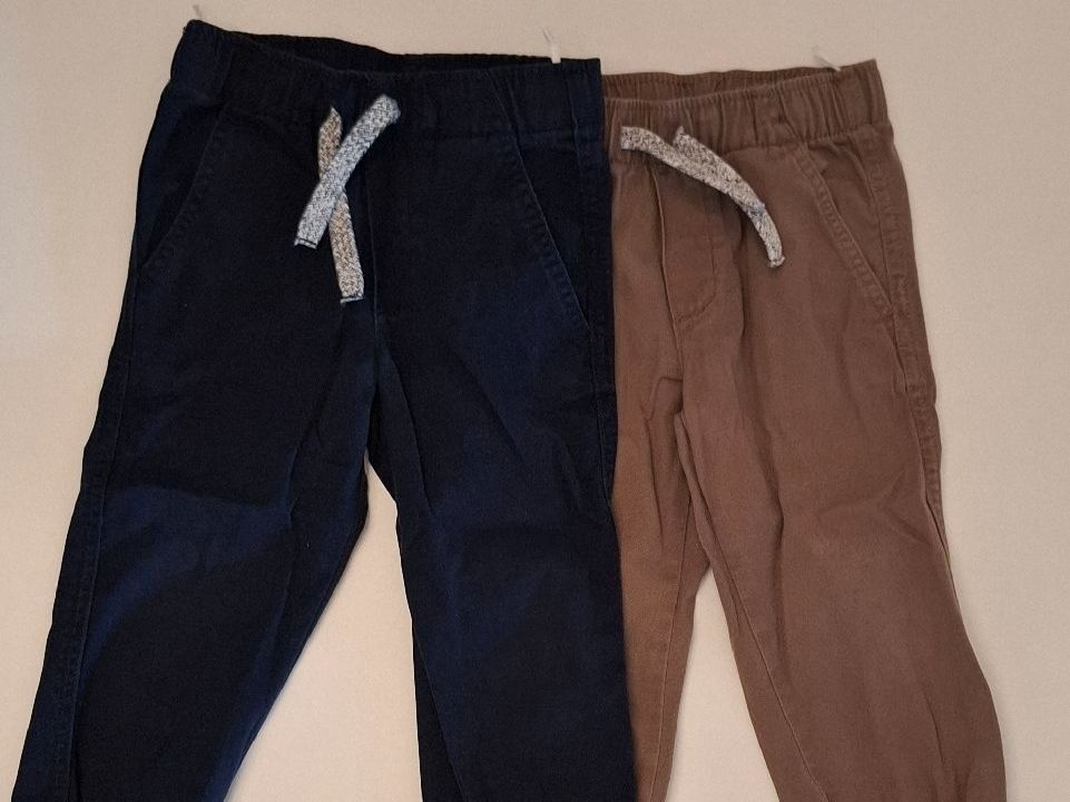 Pantaloni: Hosen Grösse 98 – Usato da Balzers venduto da bomeranza_96