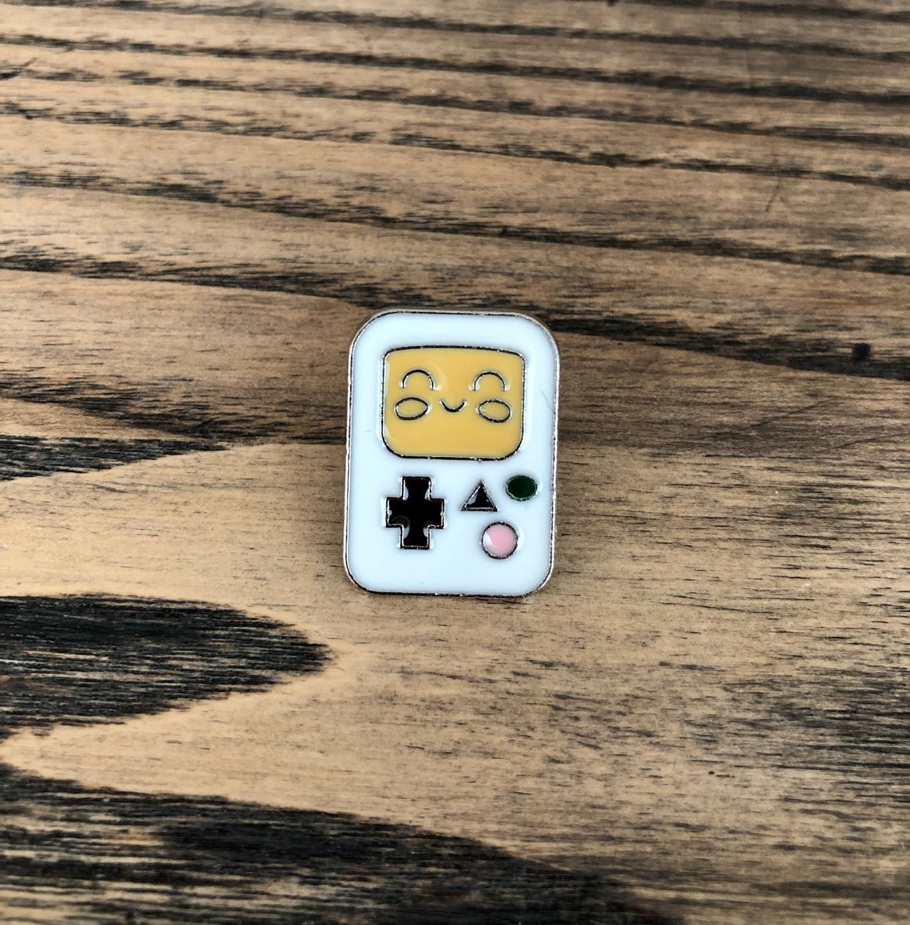 Placchette & Badge: Pin Anstecker Brosche Gameboy – Nuovo (secondo la descrizione) da Berg am Irchel venduto da Zweiti_Chance