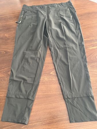 Raffaello Rossi Hose Olivgrün Top Zustand, Grösse 44