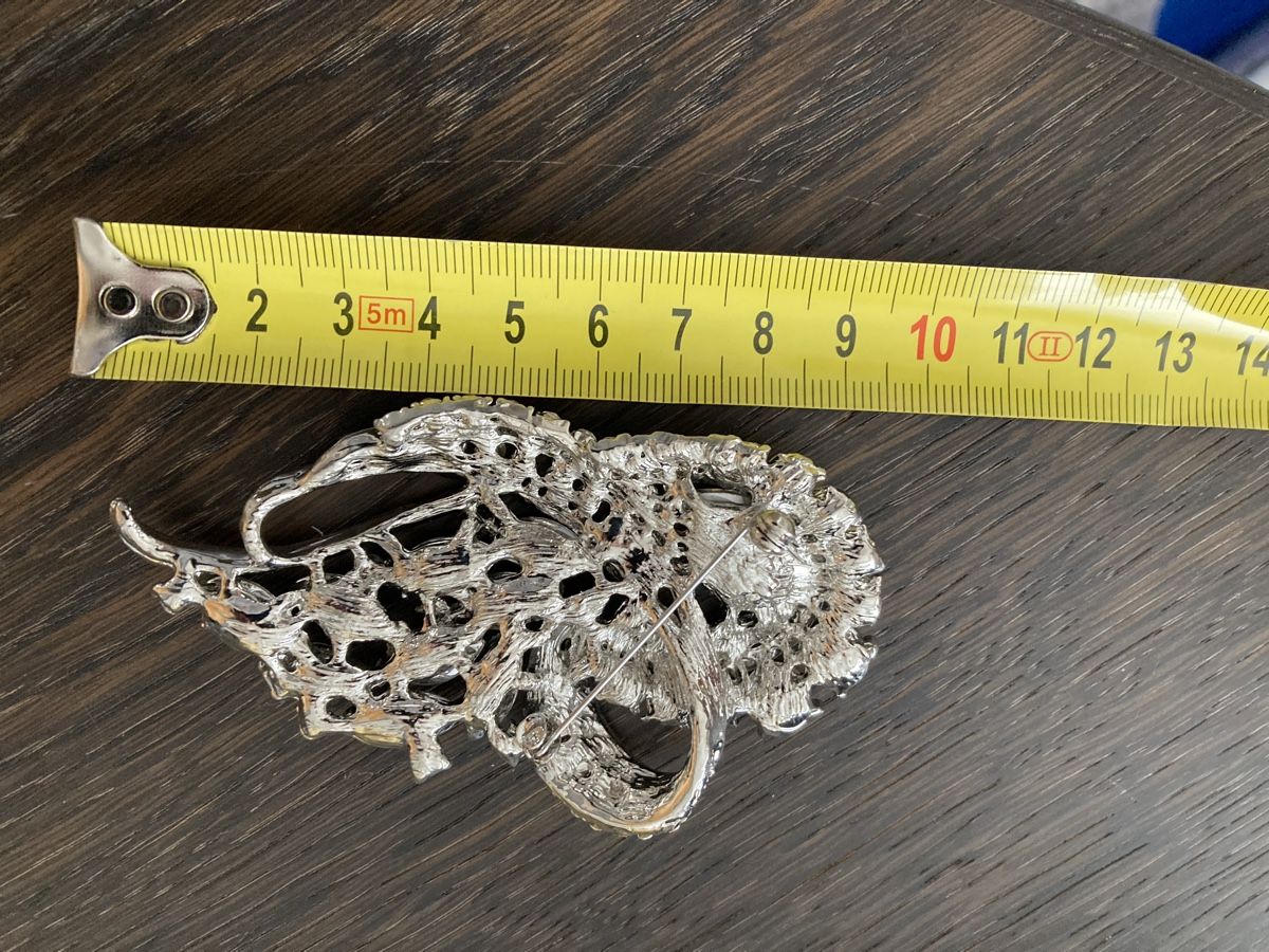 Swarovski Spille & Fermagli: Wunderbare, grosse Kristall Brosche, neu, OVP – Nuovo e nell'imballaggio originale da Zürich venduto da einefreude 4