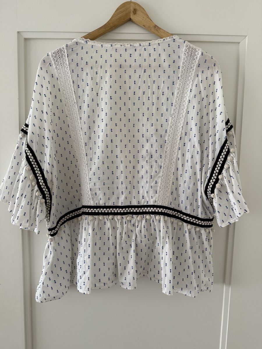 Zara Camicette: Blouse white patterned short sleeve size XL condition good – Nuovo (secondo la descrizione) da Zürich venduto da mariagondo95 5