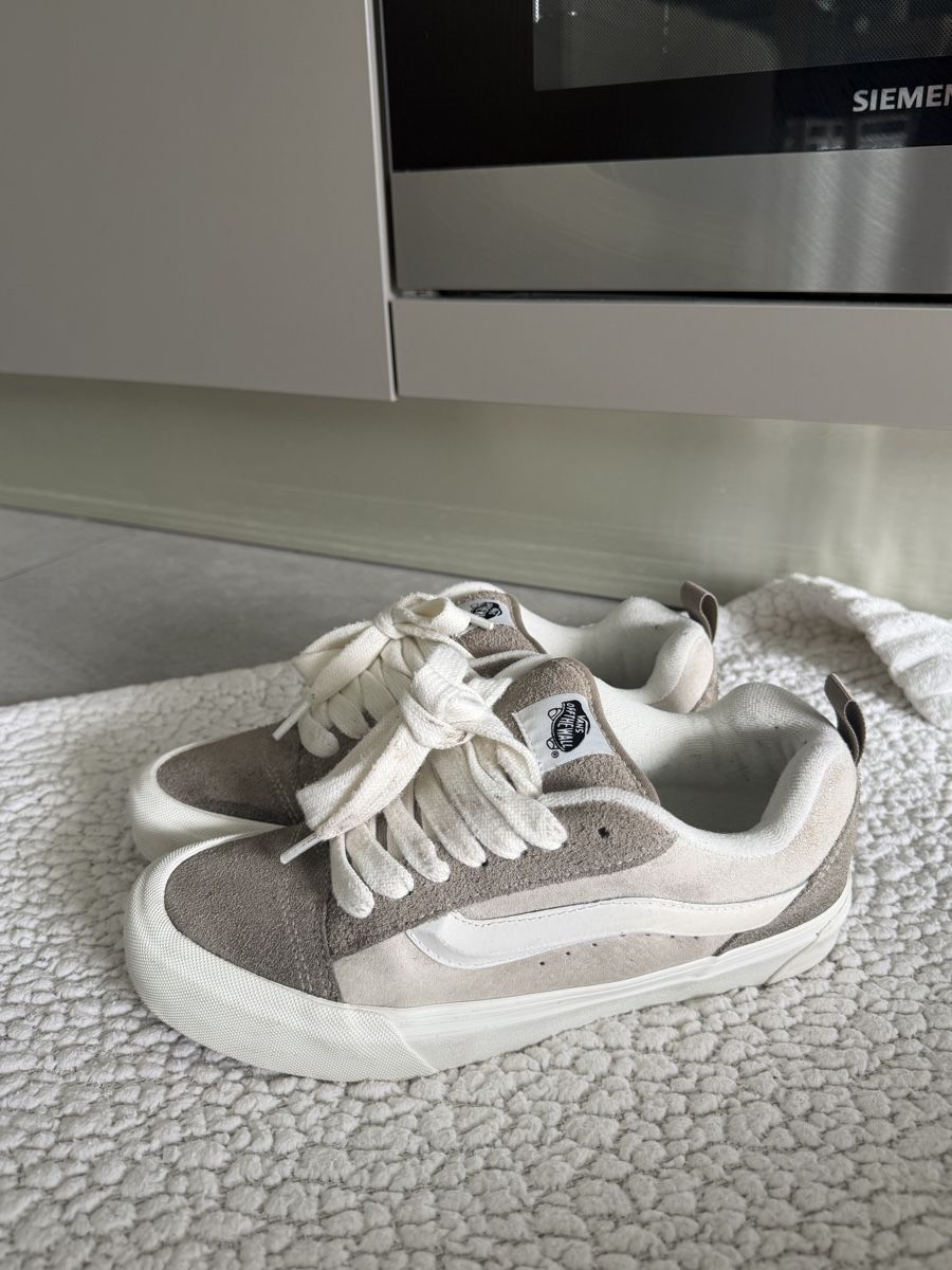 Vans Scarpe da uomo: Vans knu school taille 40 – Usato da Bulle venduto da DressingAns 1