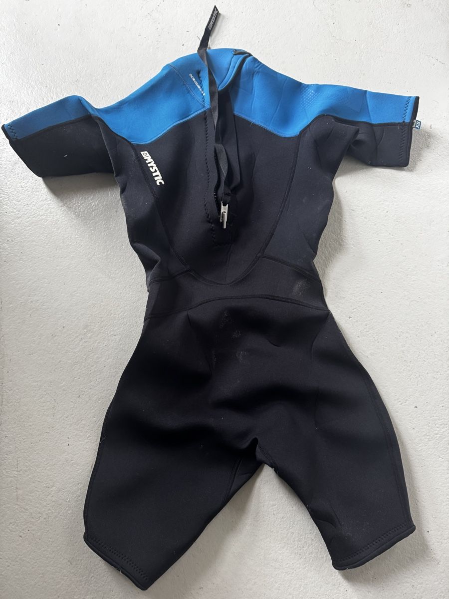 Combinaisons de plongée: Kitesurfing Anzug XS – D'occasion à Zürich par Leined 1