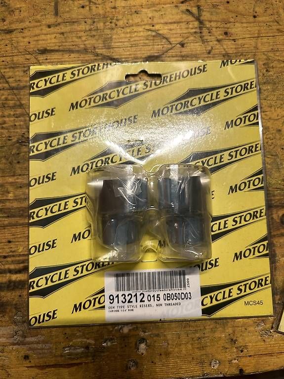 Alle Motorradersatzteile: Harley Davidson risers  – Gebraucht aus Montagnola von gia_6tcc 1