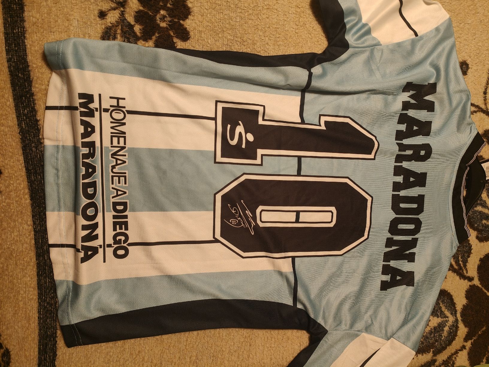 Canottiere & Pantaloni: diego armando maradona shirt – Nuovo (secondo la descrizione) da Schöftland venduto da magicX01 3