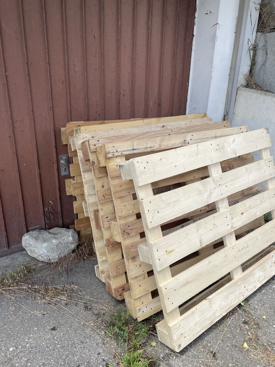 Pallets: 6 Paletten 100x120cm – Usato da Hildisrieden venduto da ChiaraZ