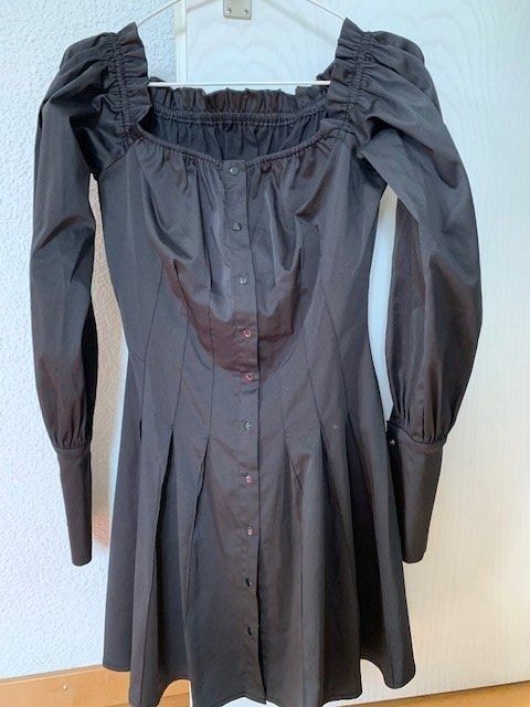 Vestiti: Damenkleid schwarz (Designer) – Nuovo (secondo la descrizione) da Beinwil am See venduto da lixo45 1
